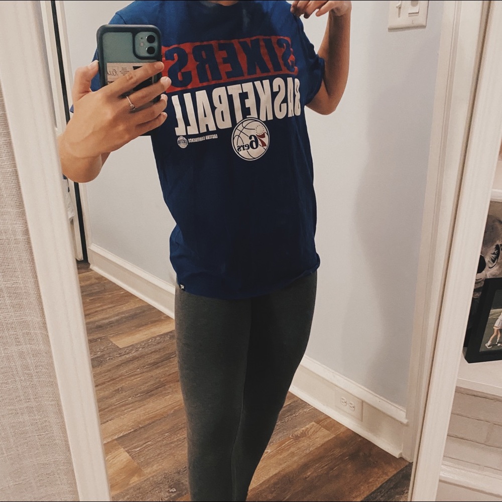 Blue 76ers Shirt, Size Medium